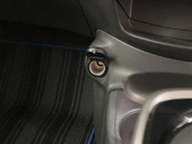 日産 ノート　ＨＢ