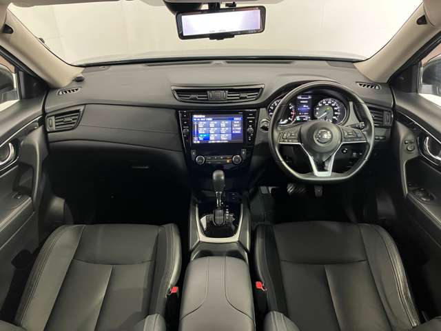 日産 エクストレイル　ハイブリッド