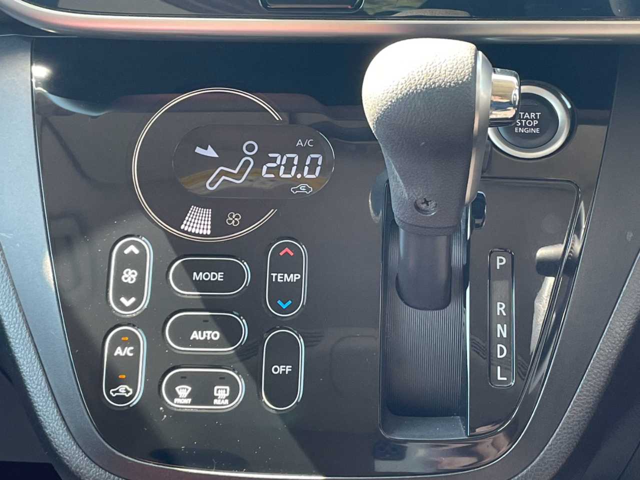 日産 デイズ　ルークス