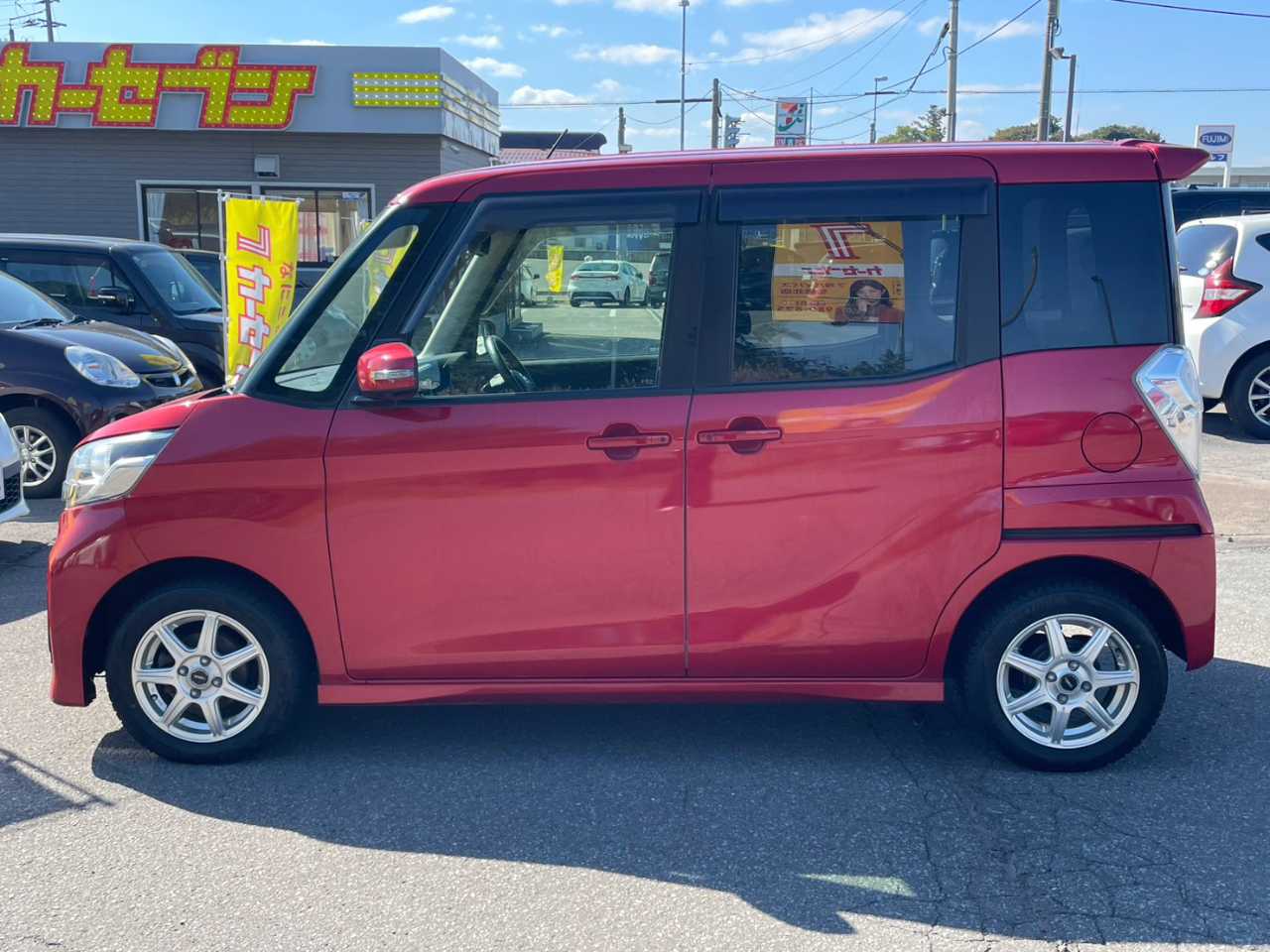 日産 デイズ　ルークス