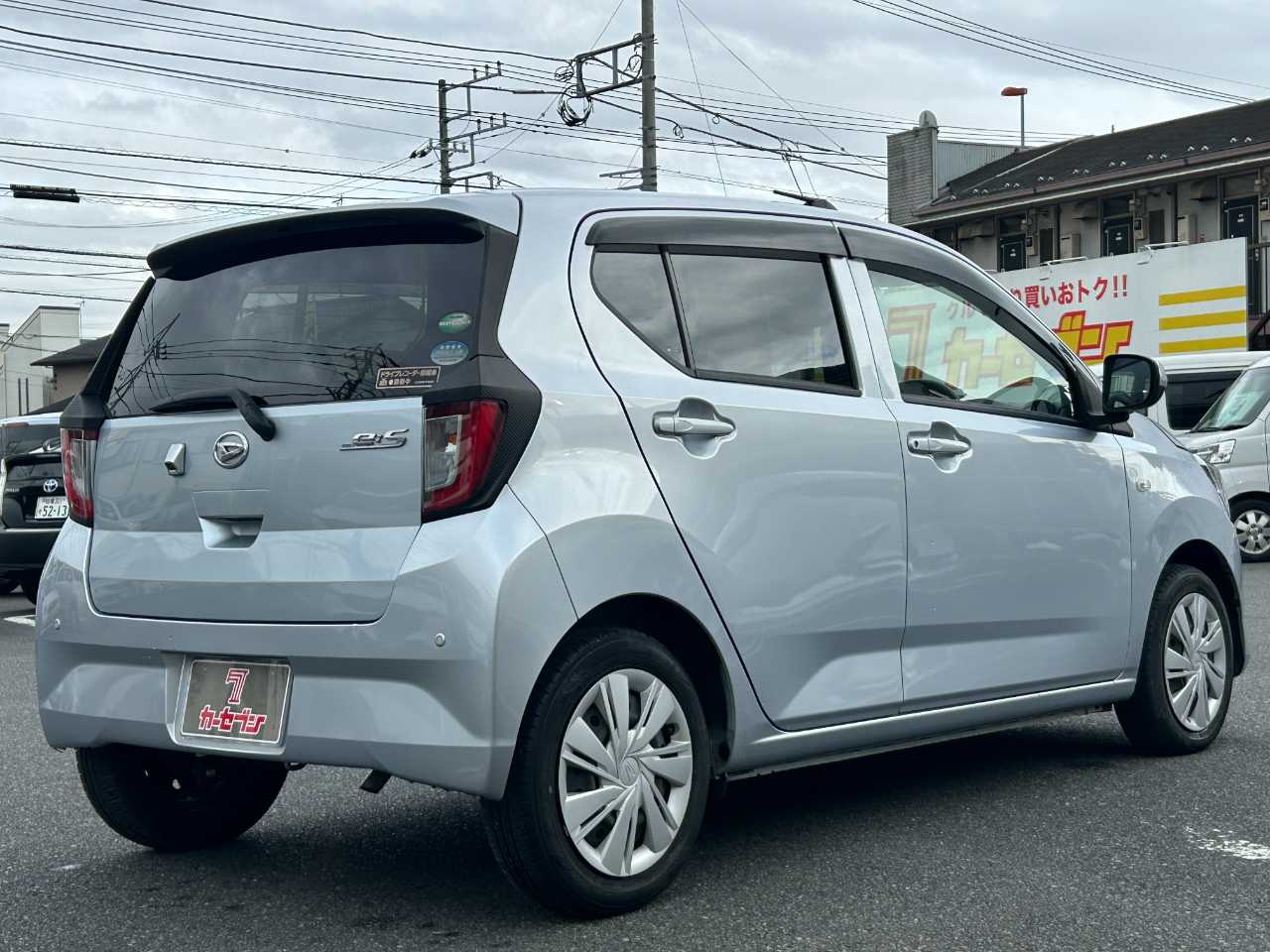 ダイハツ ミラ　イース