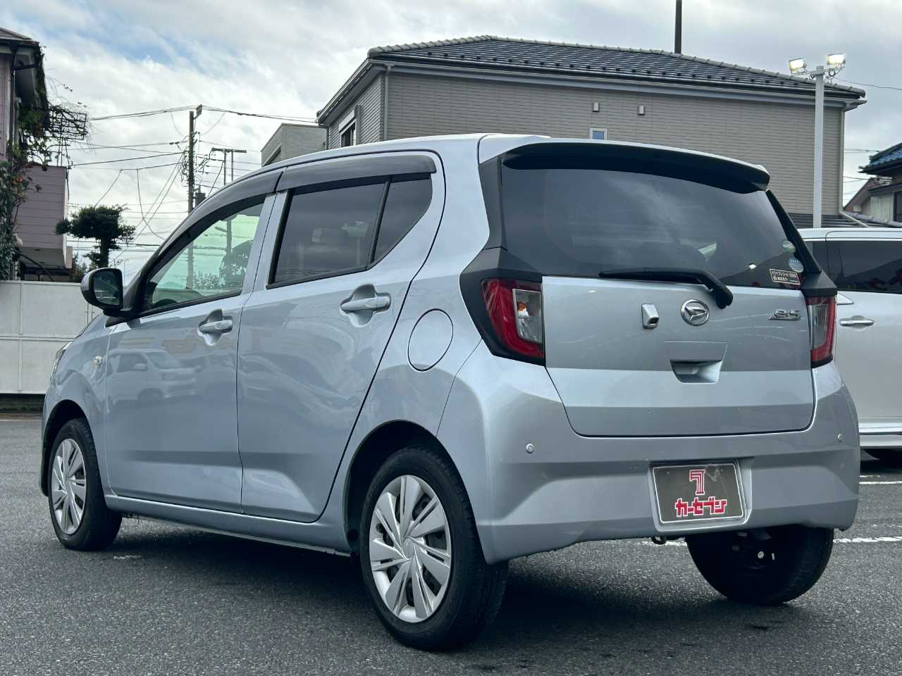 ダイハツ ミラ　イース