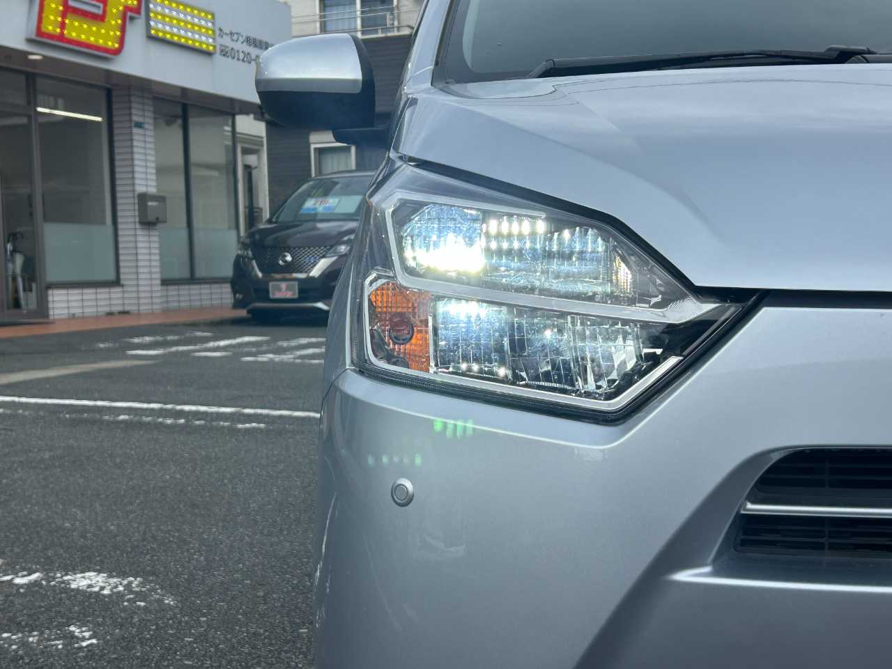 ダイハツ ミラ　イース