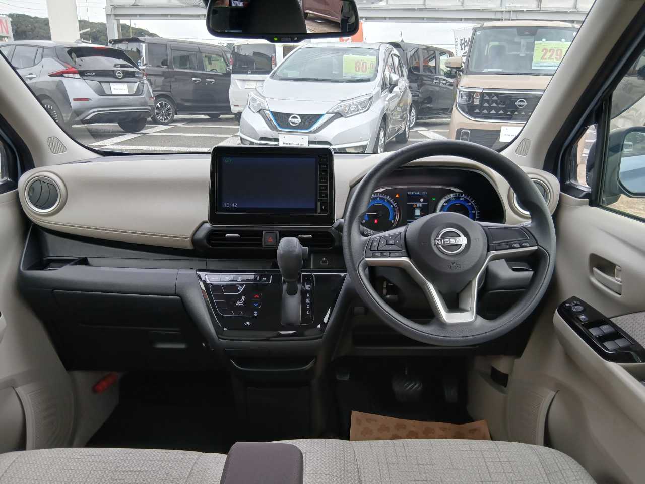 日産 デイズ