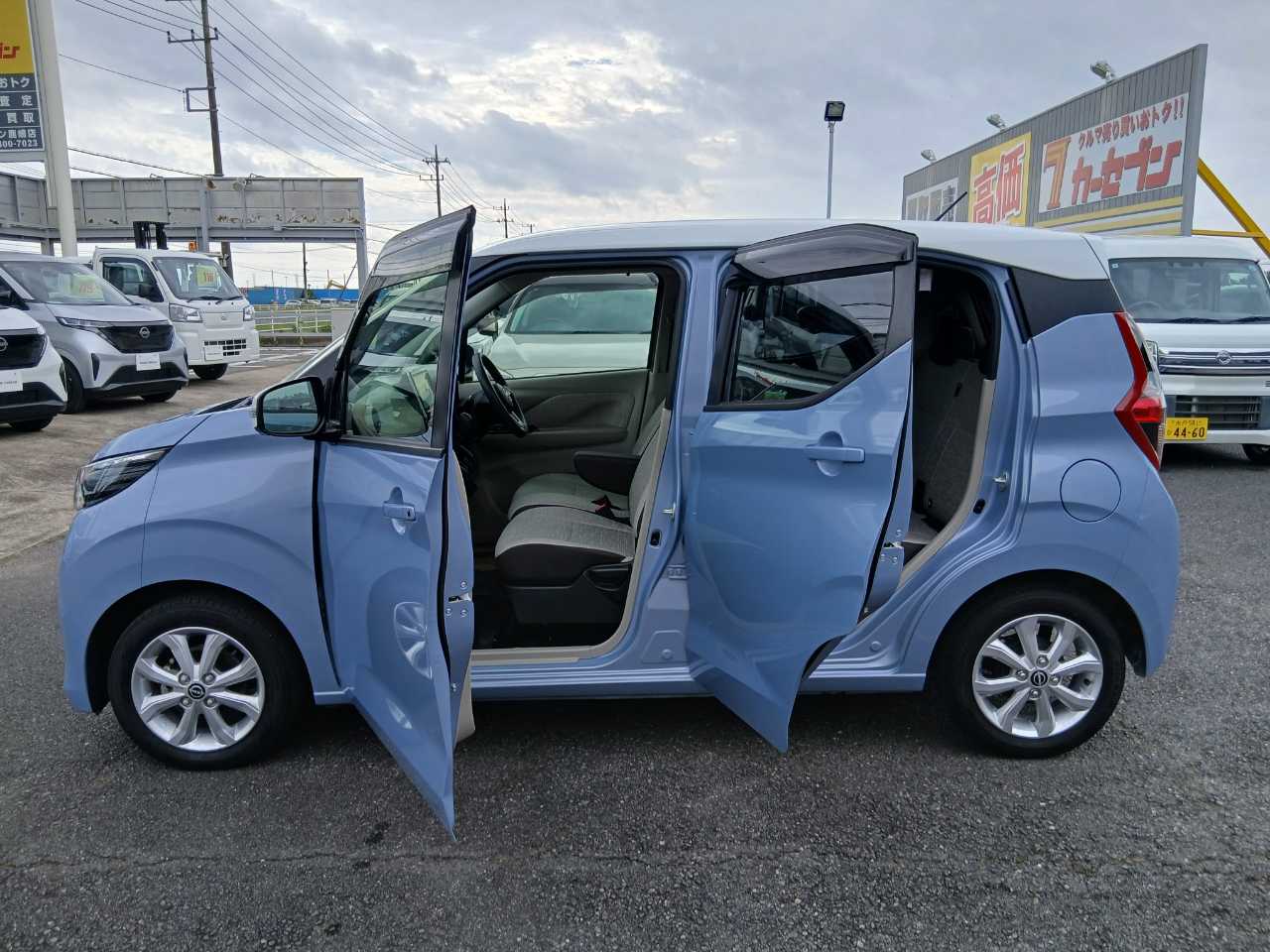日産 デイズ