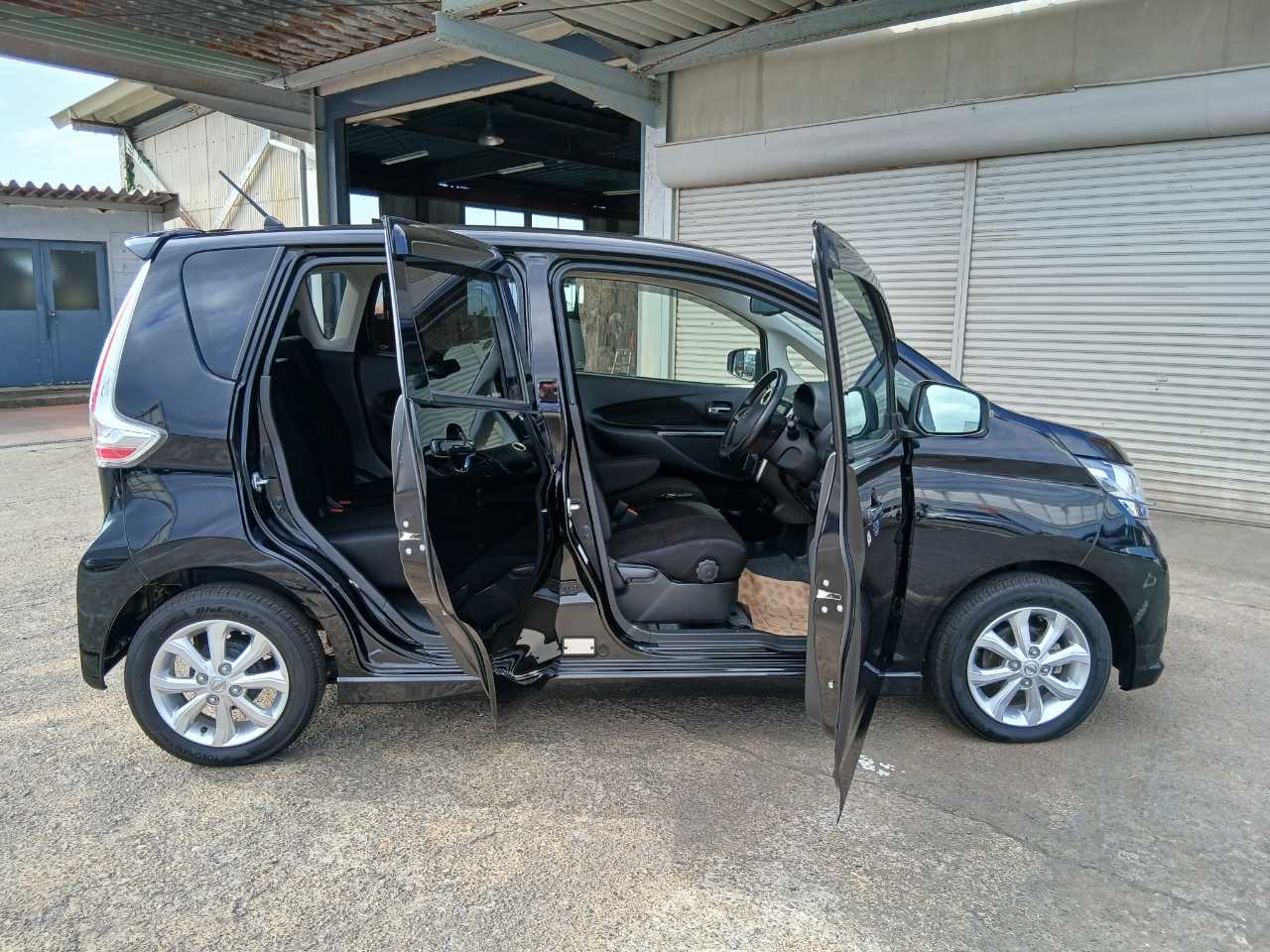 日産 デイズ