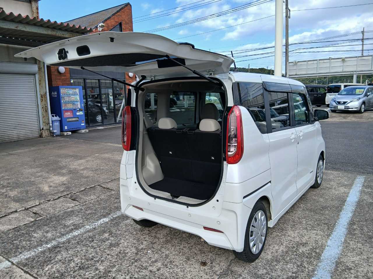 日産 ルークス