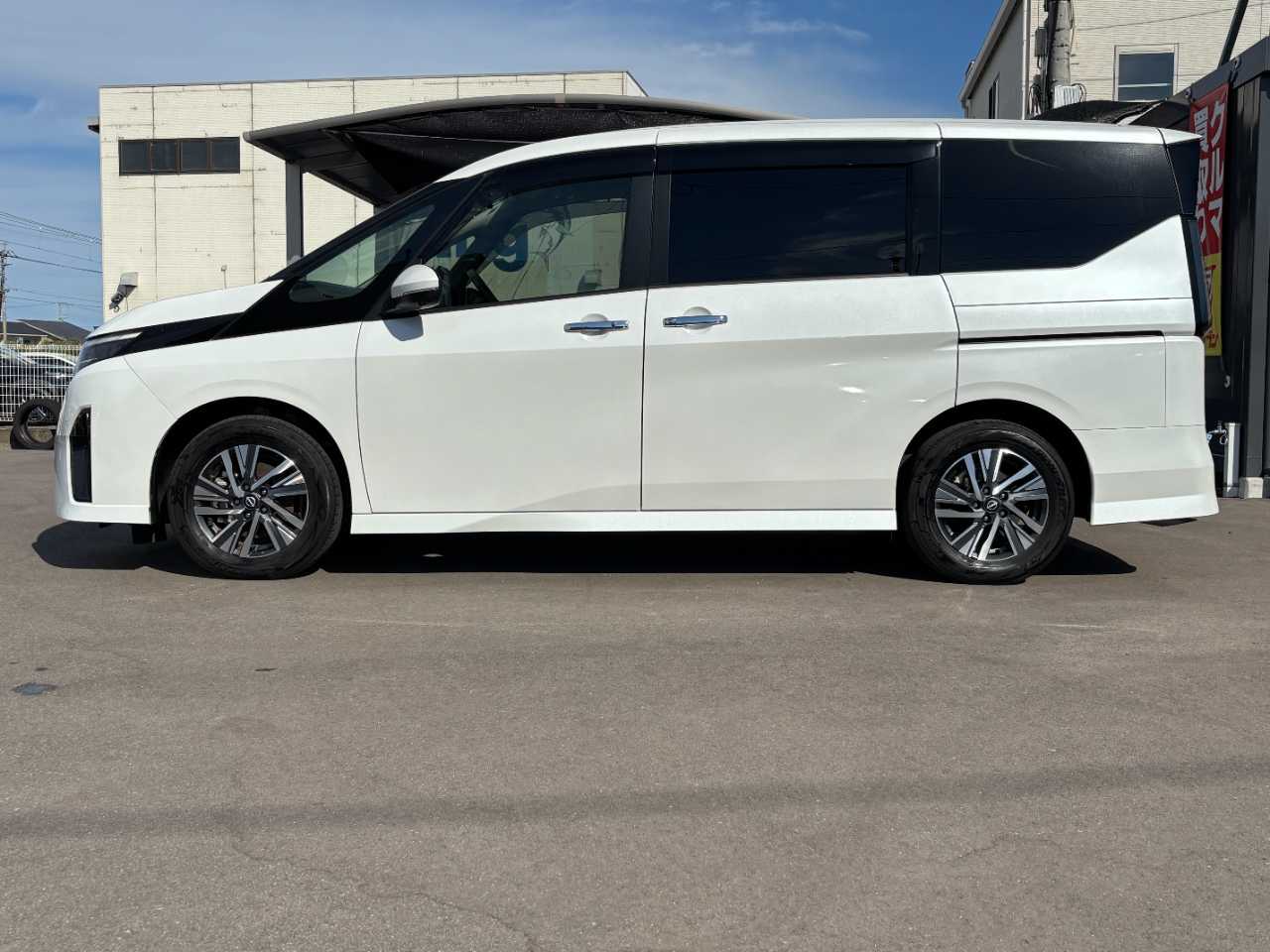 日産 セレナ