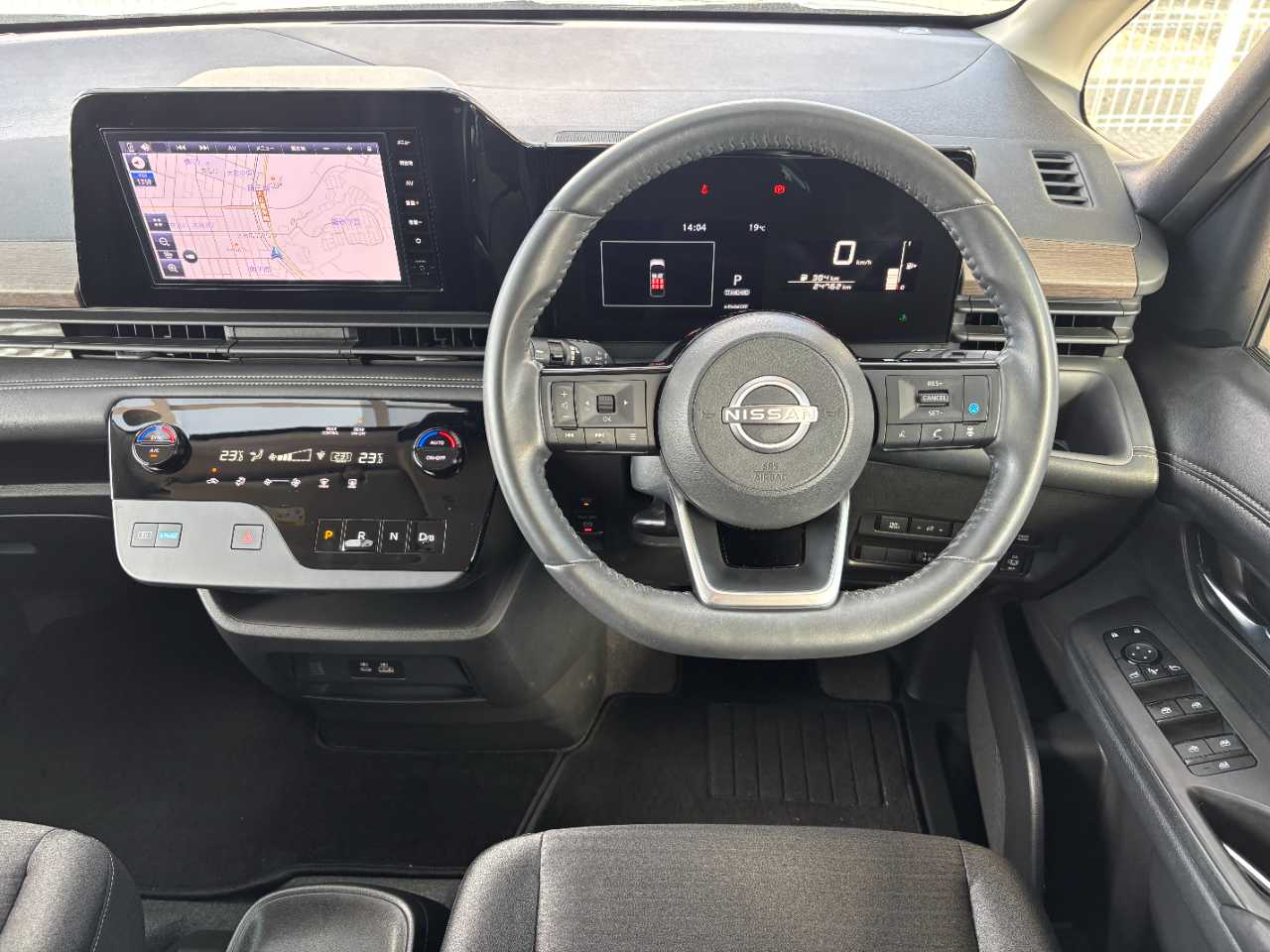 日産 セレナ