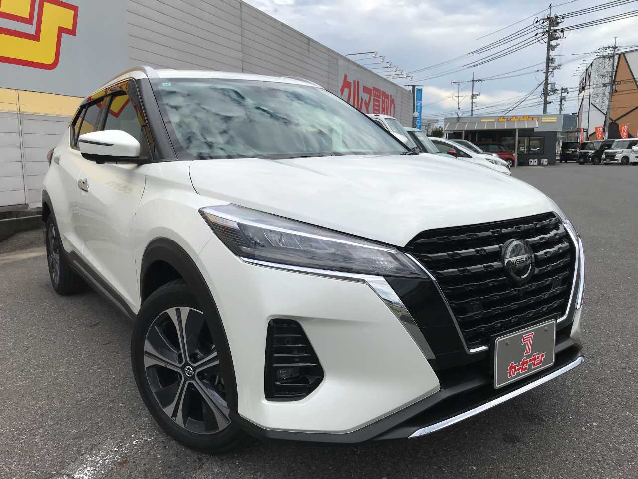 日産 ＫＩＣＫＳ