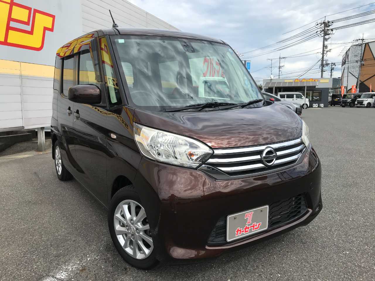 日産 デイズ　ルークス