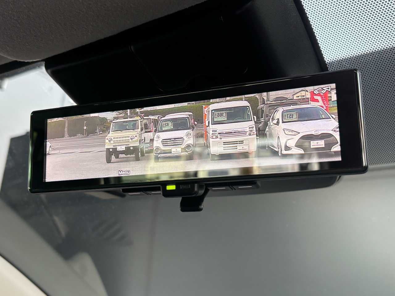 日産 オーラ