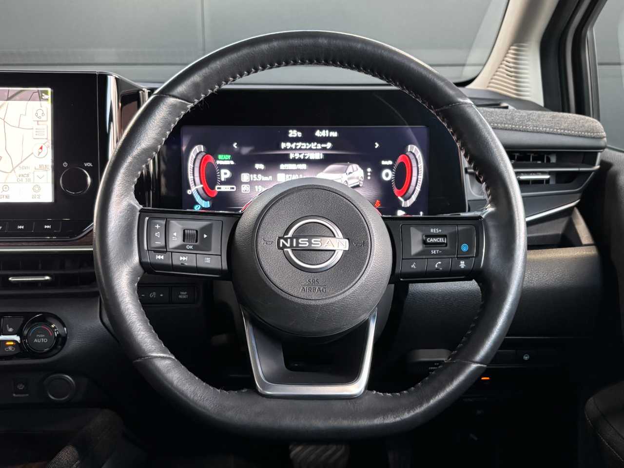 日産 オーラ