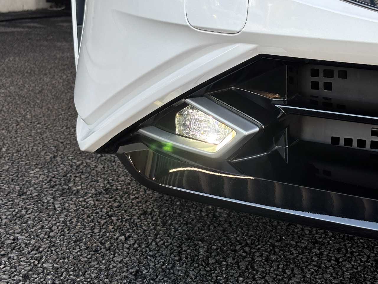 日産 オーラ