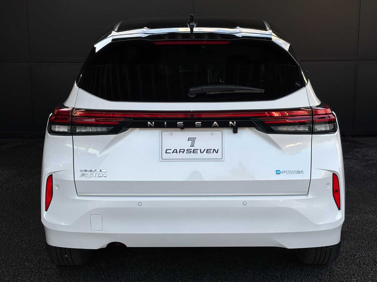 日産 オーラ