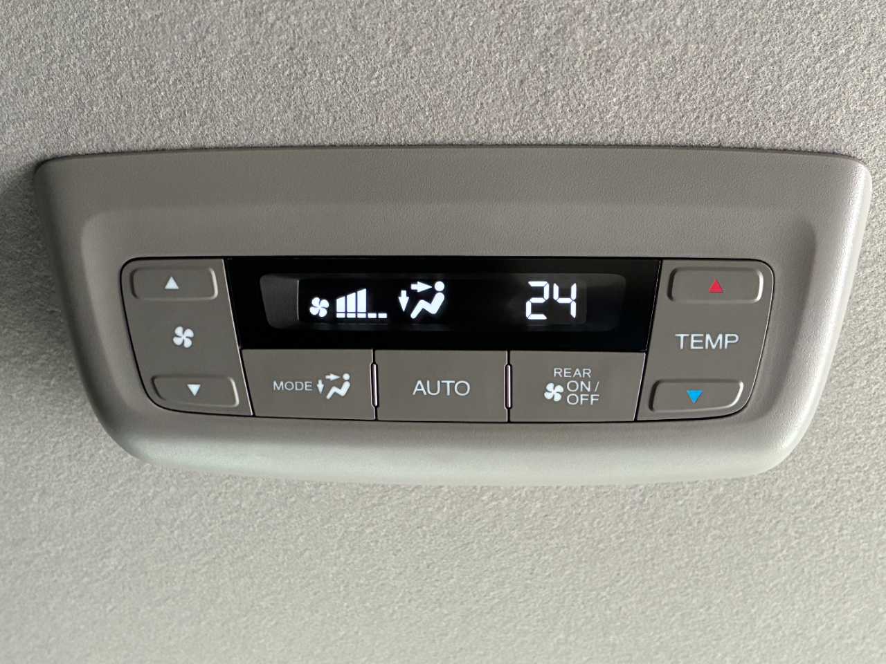 ホンダ ステップワゴン　スパーダ　ハイブリッド