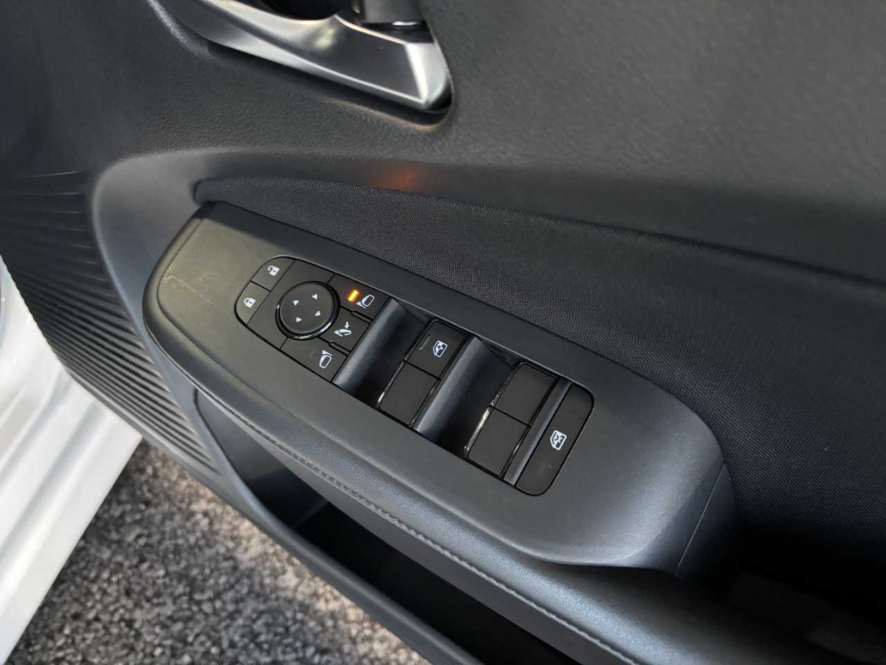 日産 ノート　ＨＢ
