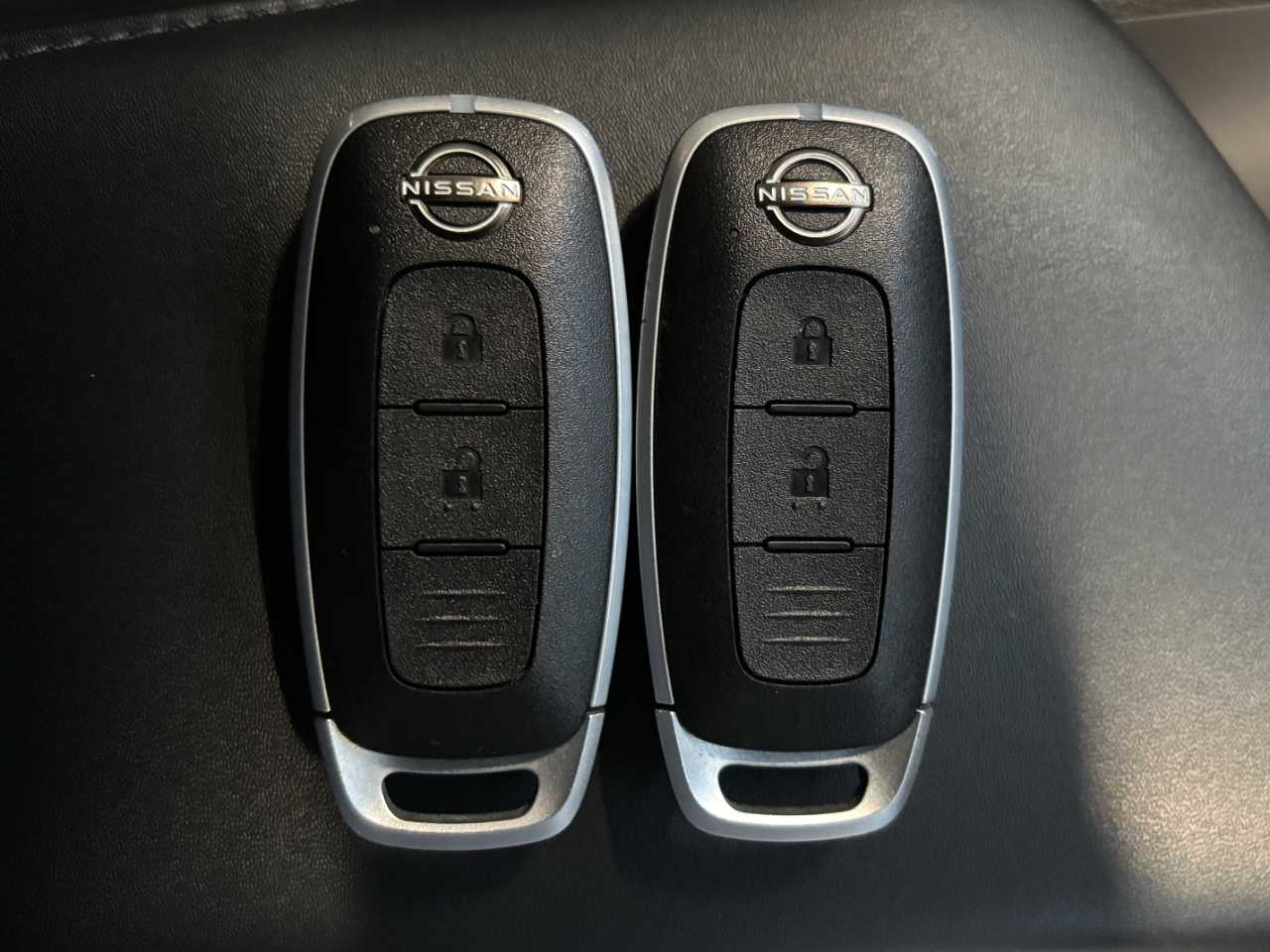 日産 ノート　ＨＢ