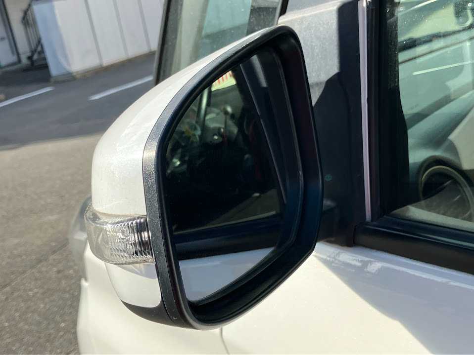 日産 デイズ　ルークス