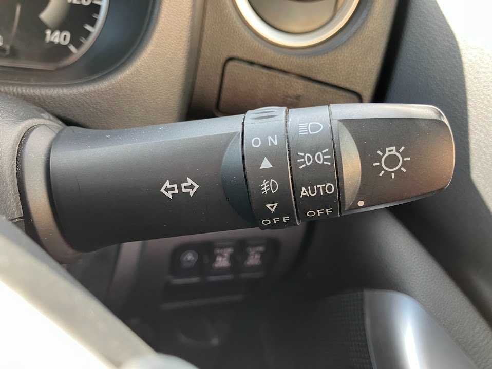 日産 デイズ　ルークス