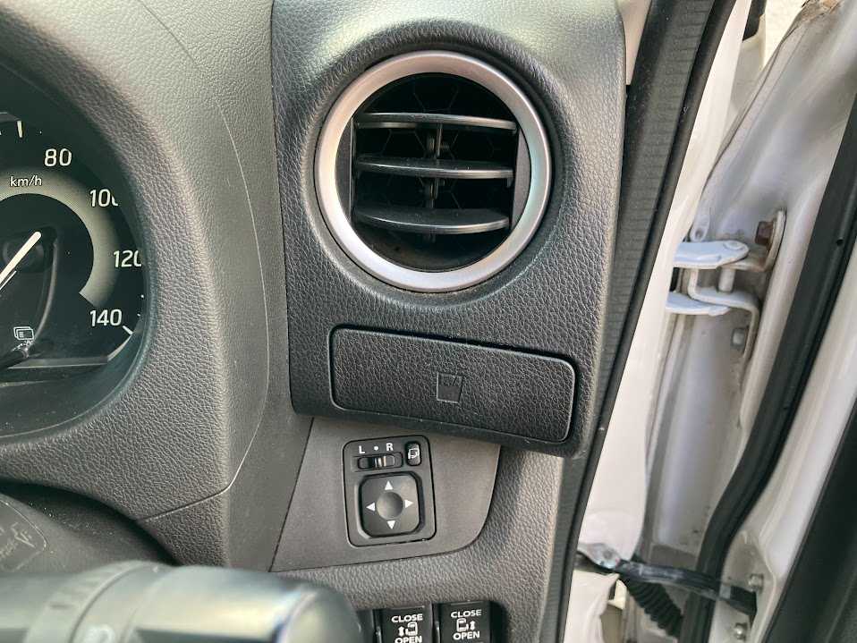 日産 デイズ　ルークス