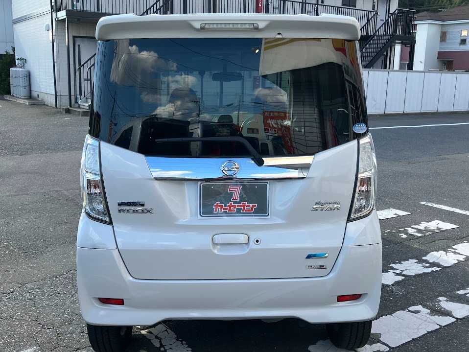 日産 デイズ　ルークス