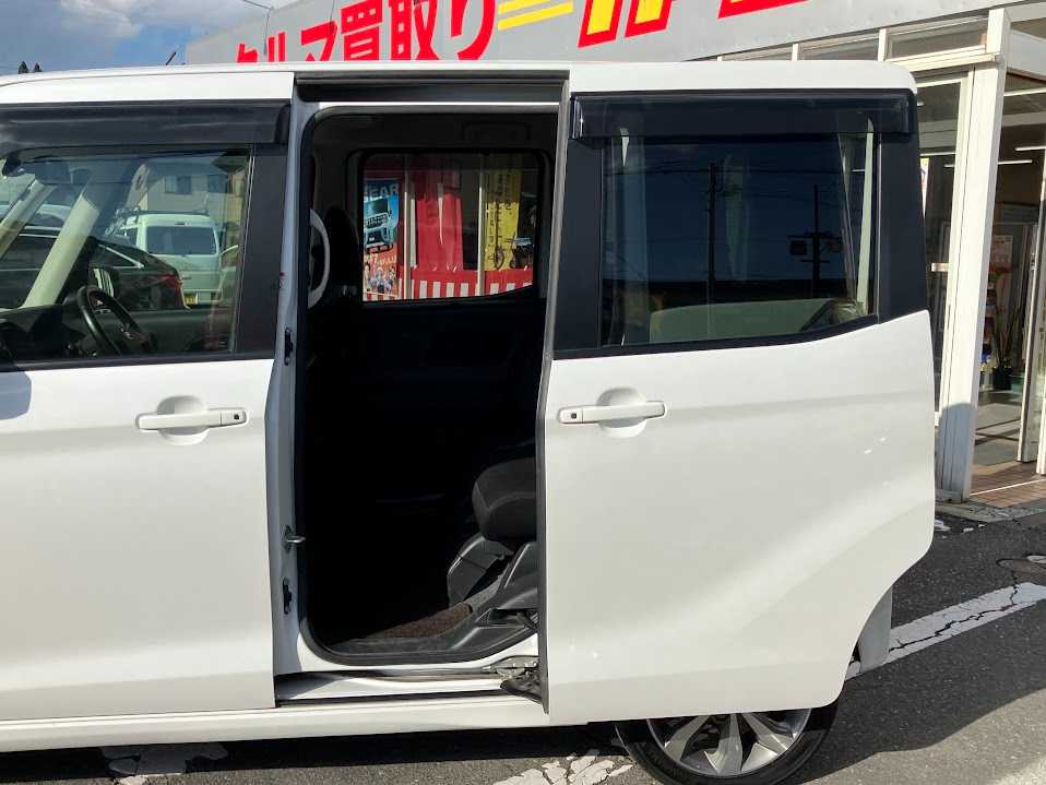 日産 デイズ　ルークス