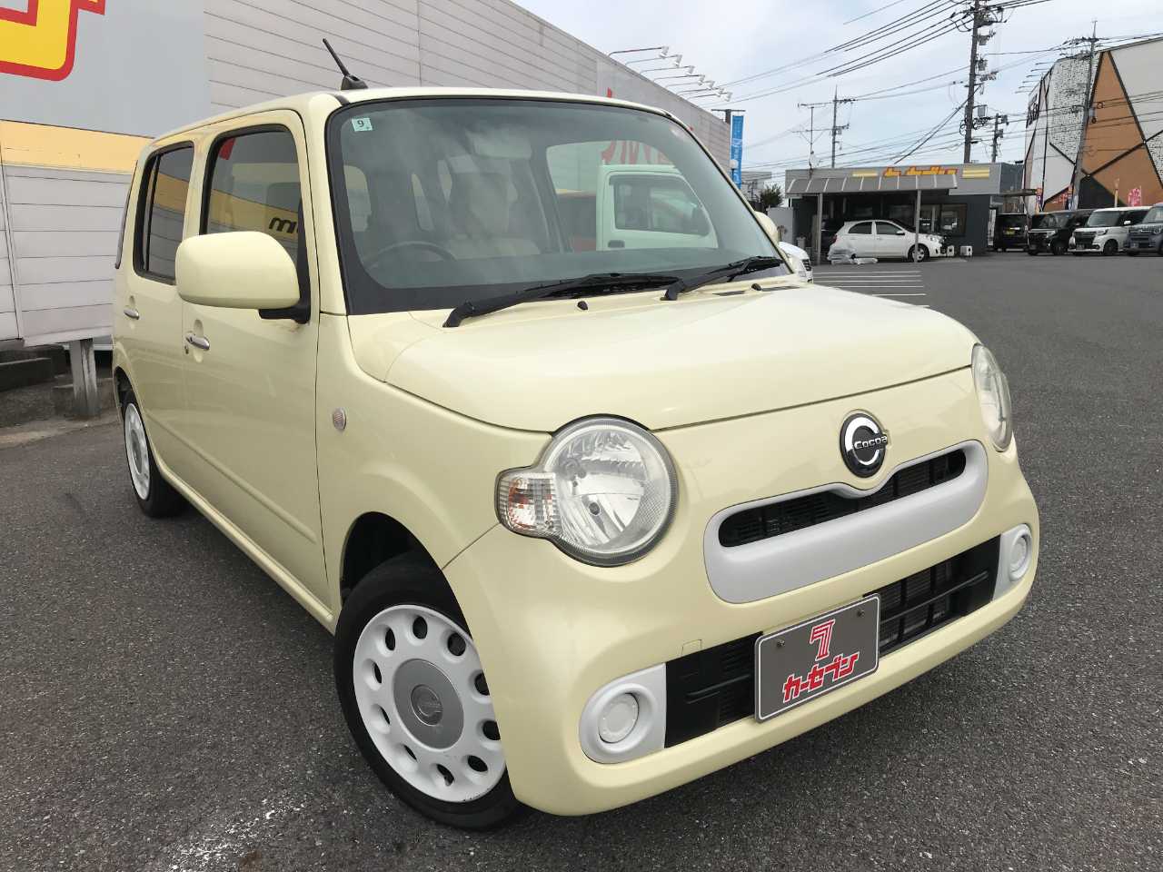ダイハツ ミラ　ココア