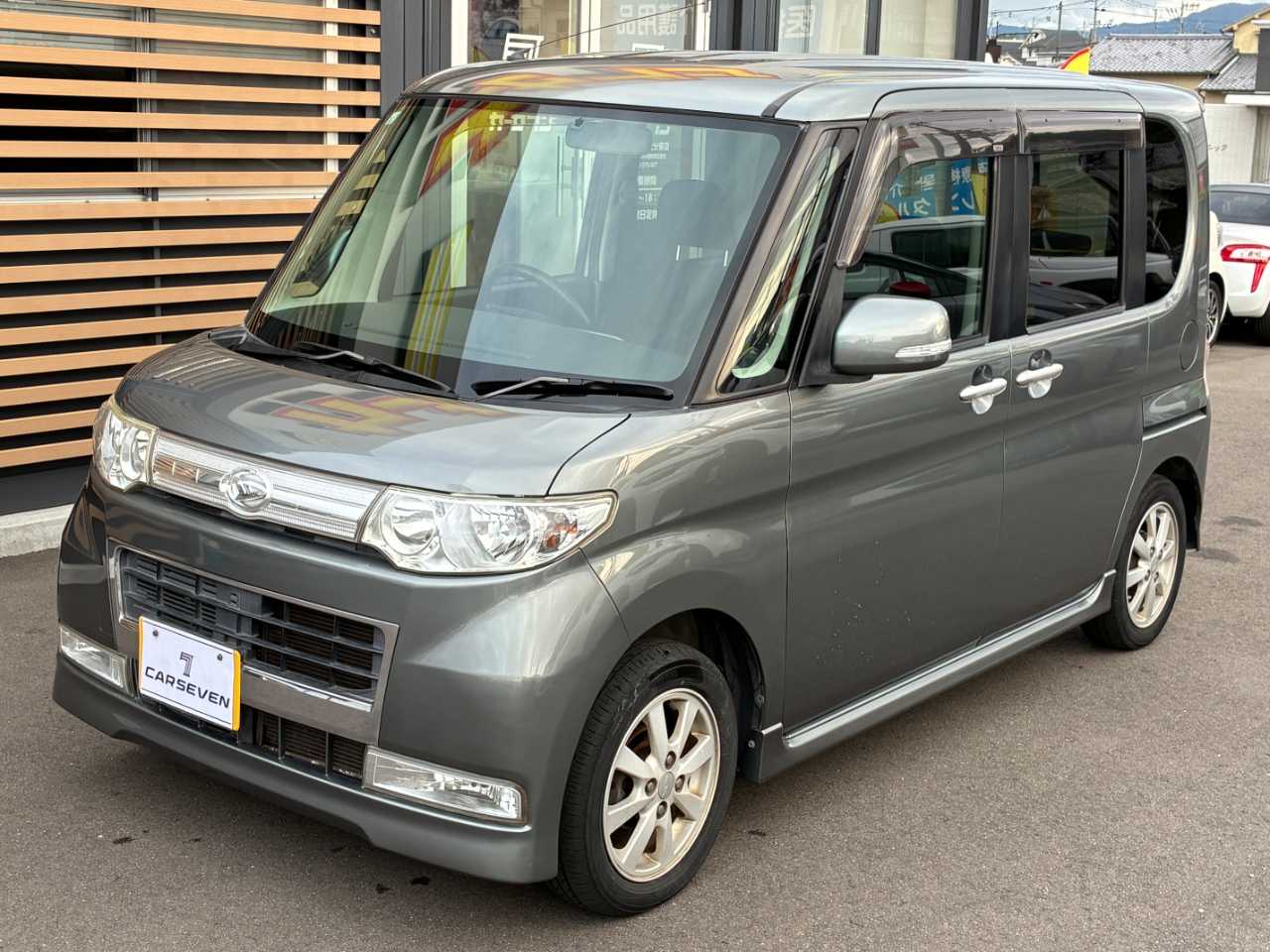 ダイハツ タント