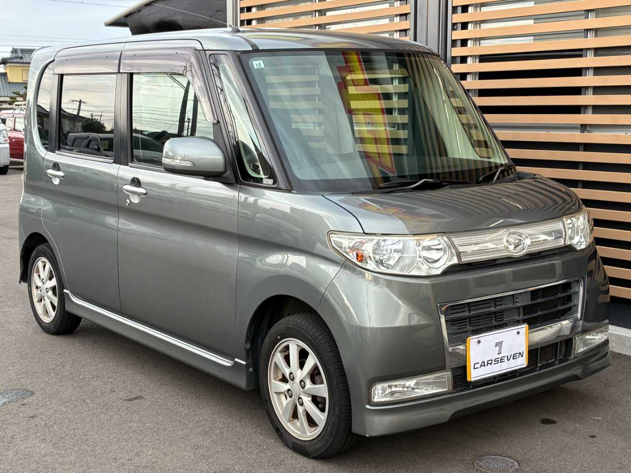 ダイハツ タント