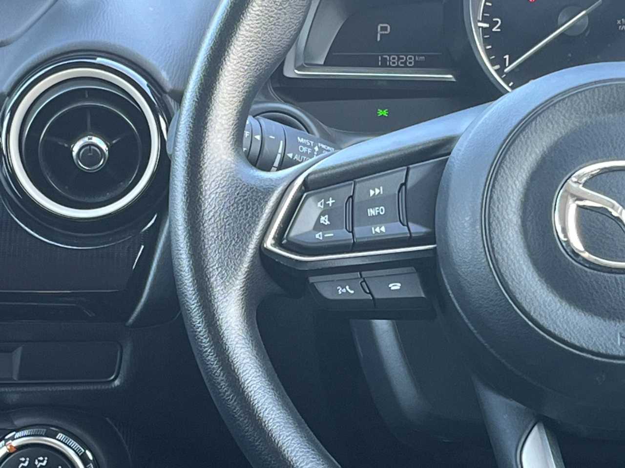 マツダ ＭＡＺＤＡ２