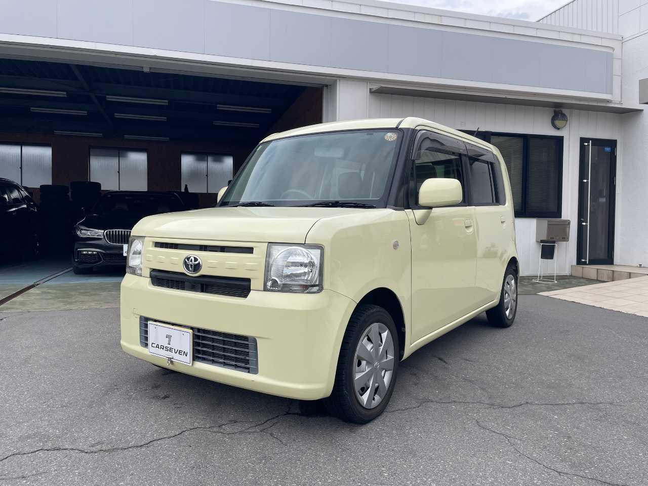 トヨタ ピクシス　スペース