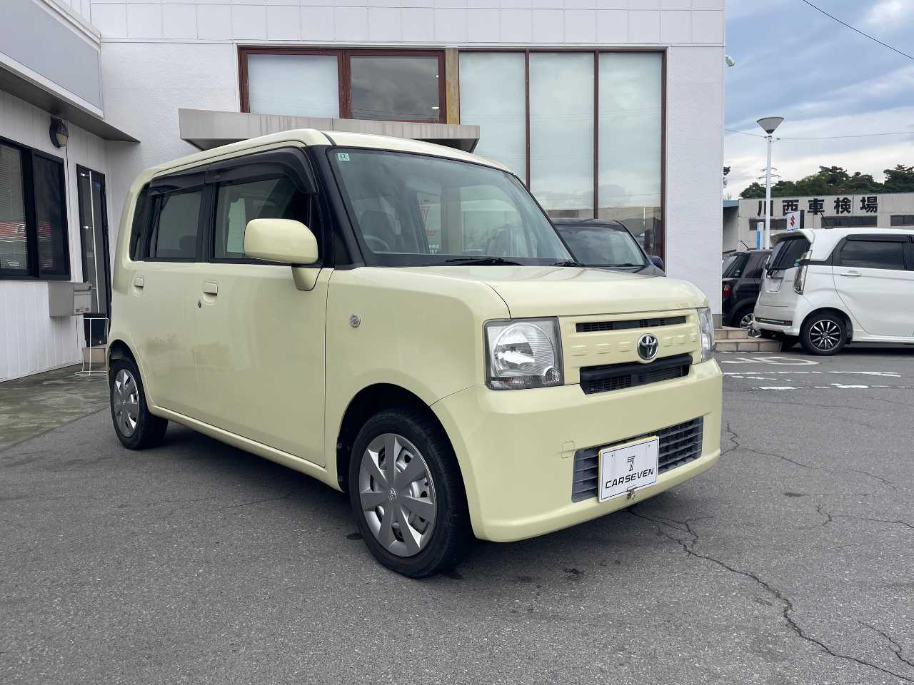 トヨタ ピクシス　スペース
