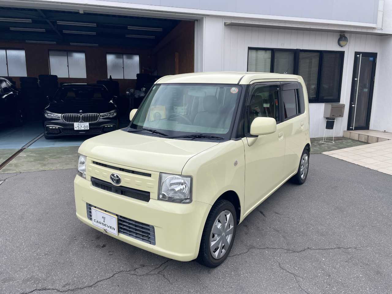 トヨタ ピクシス　スペース