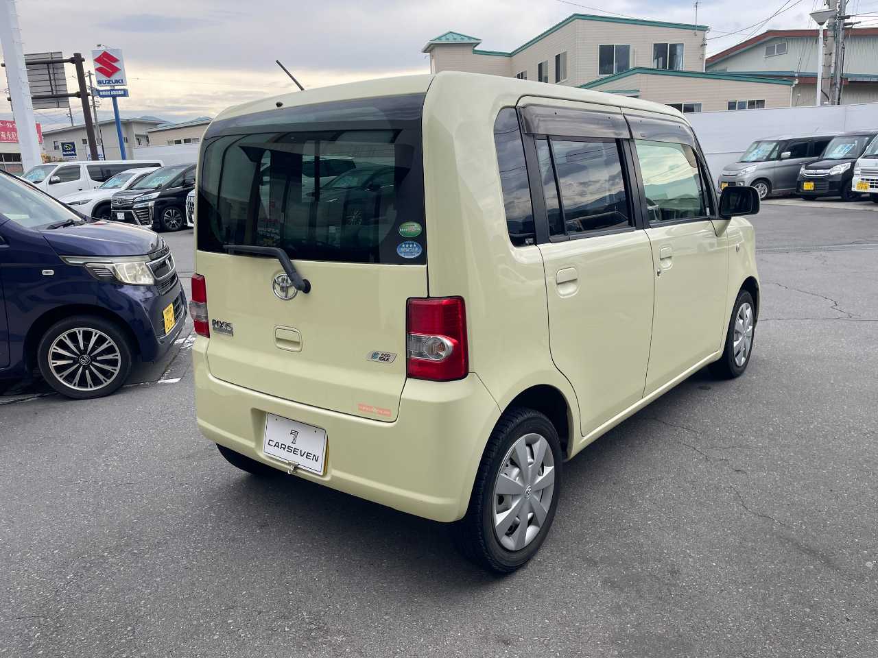 トヨタ ピクシス　スペース