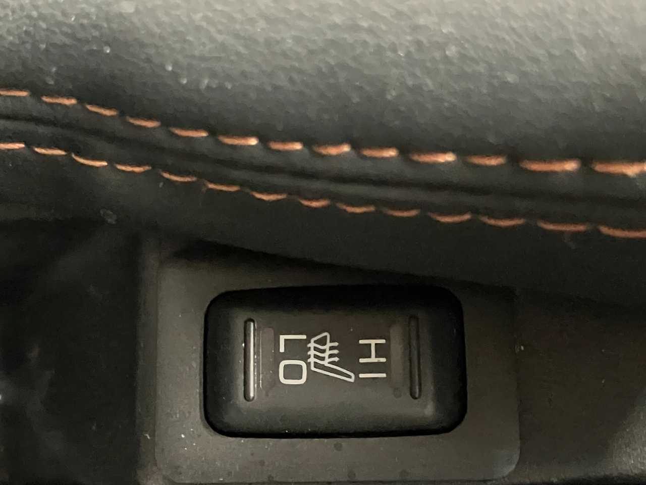 三菱 デリカ　Ｄ：５