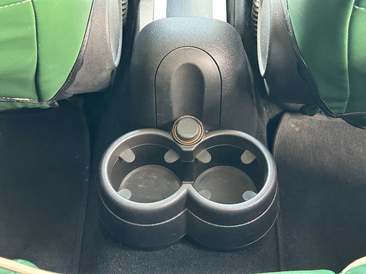 ＭＩＮＩ ＢＭＷ　ミニ　ＳＵＶ