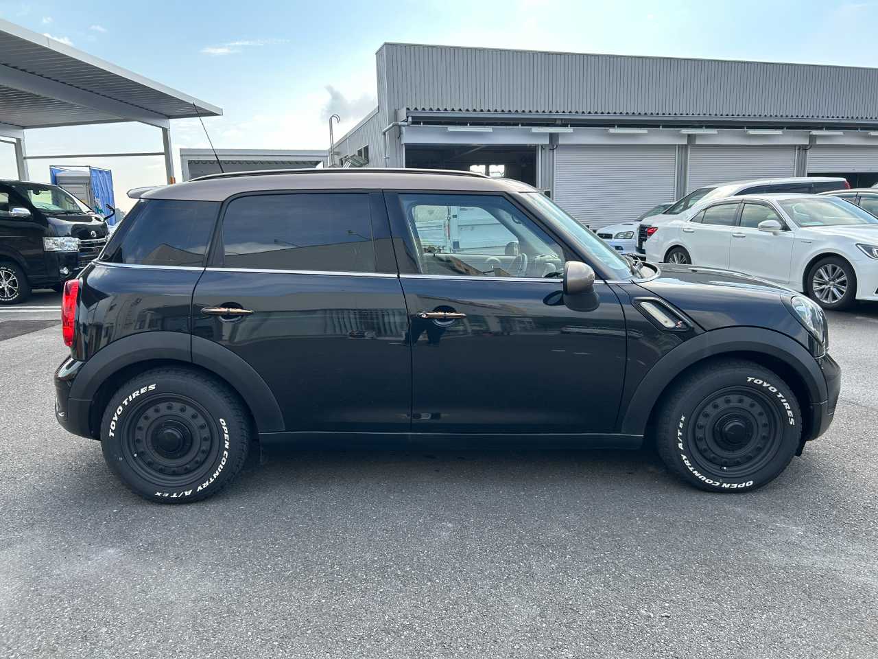 ＭＩＮＩ ＢＭＷ　ミニ　ＳＵＶ