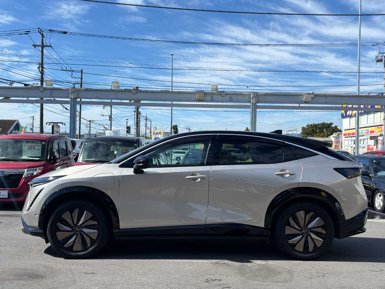 日産 アリア