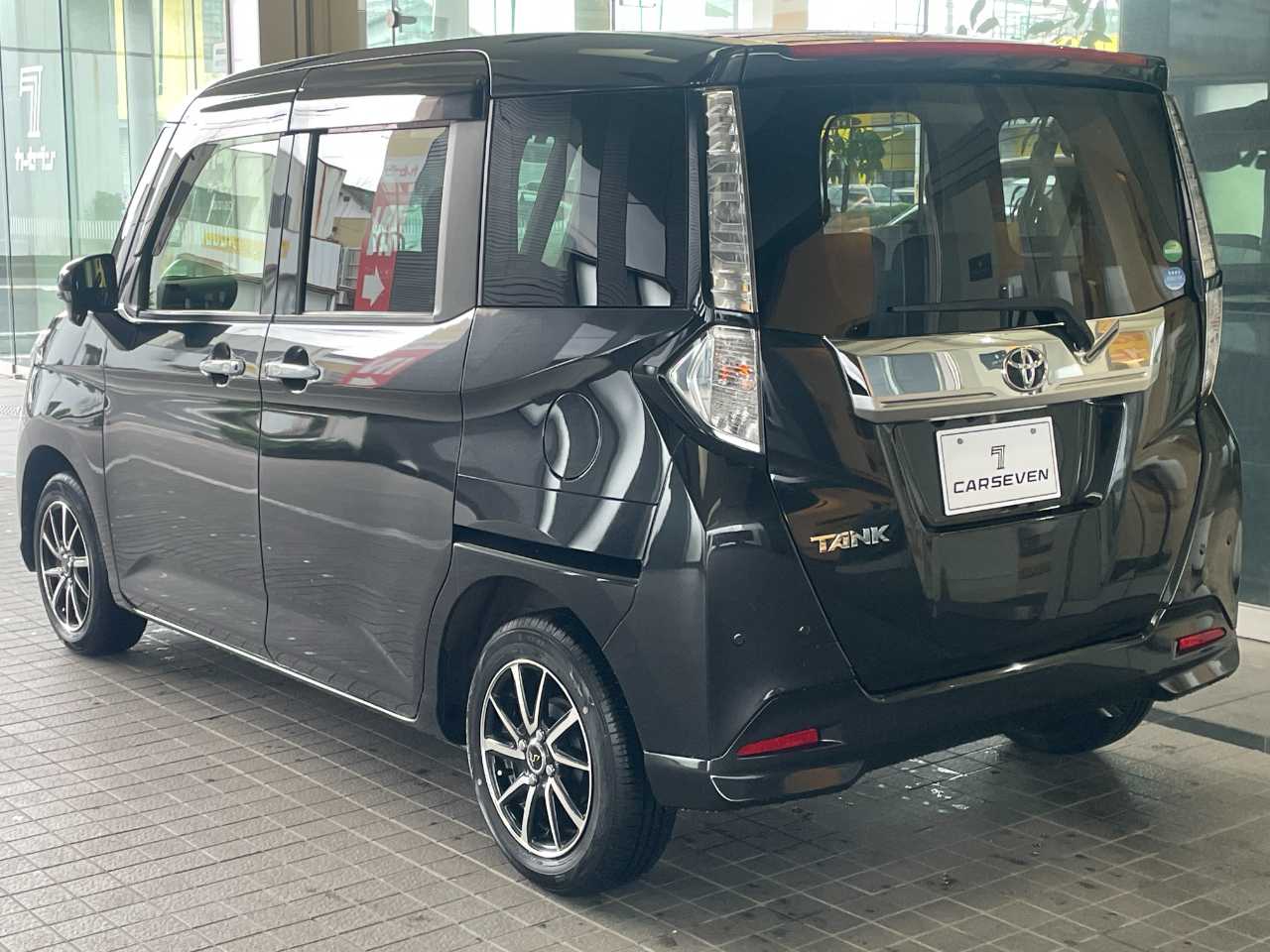 トヨタ タンク