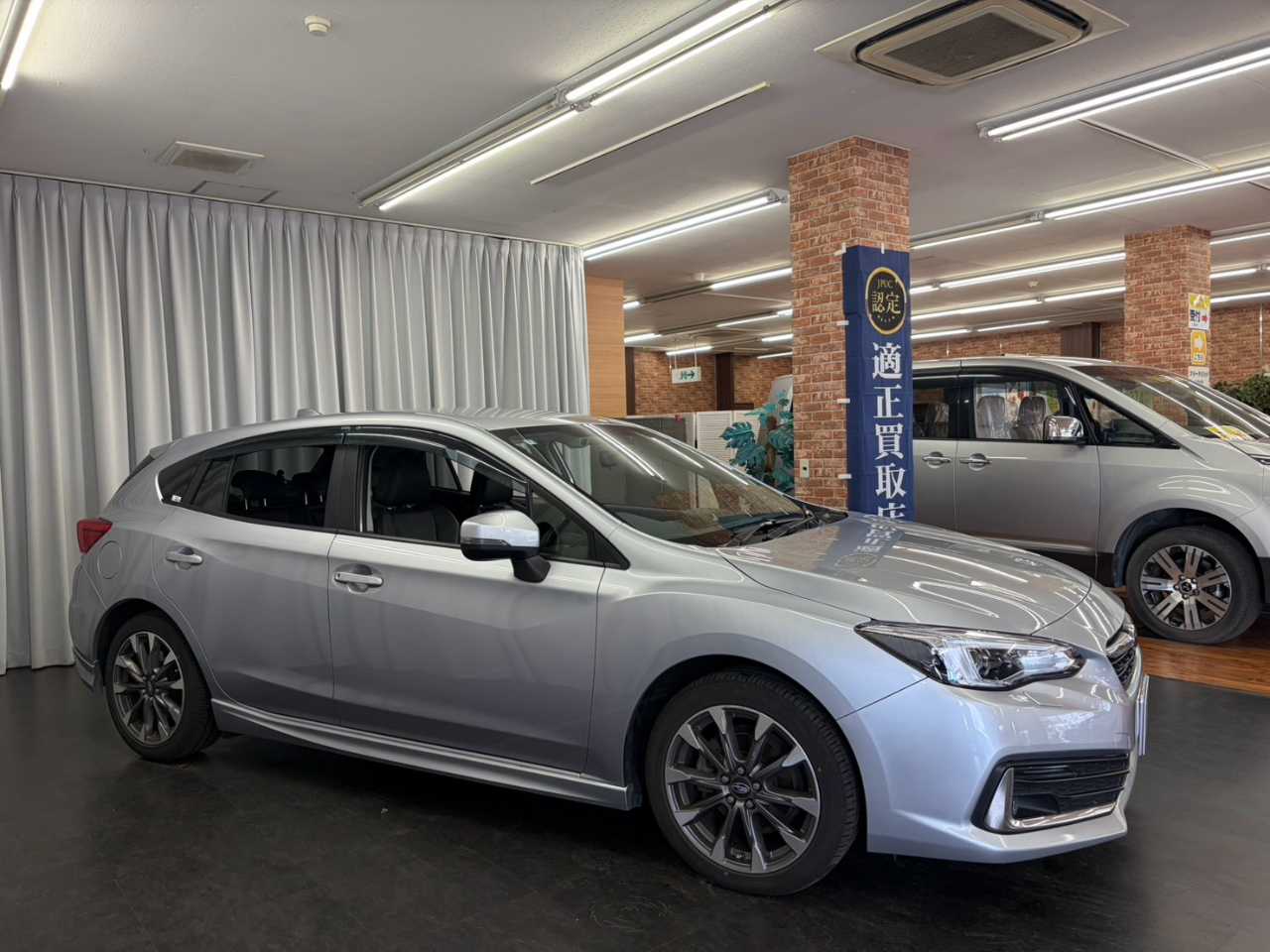 スバル インプレッサスポーツ