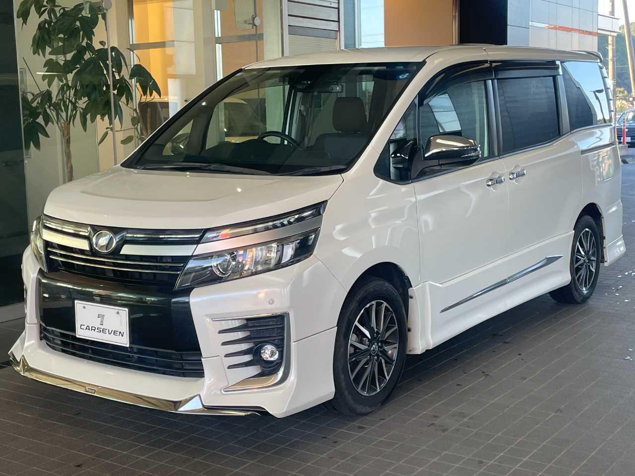 トヨタ ヴォクシー