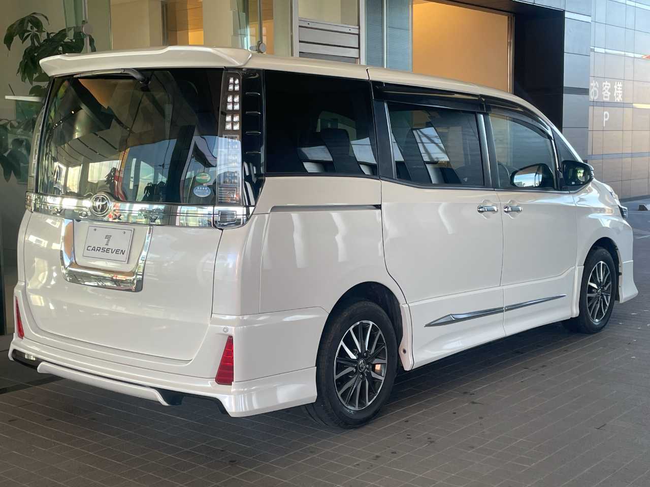 トヨタ ヴォクシー