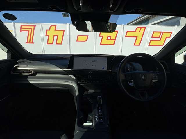トヨタ クラウン　クロスオーバー　ハイブリッド