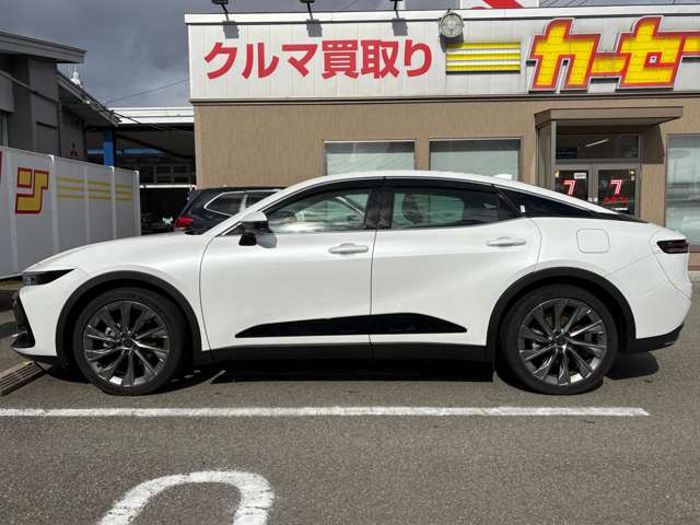 トヨタ クラウン　クロスオーバー　ハイブリッド
