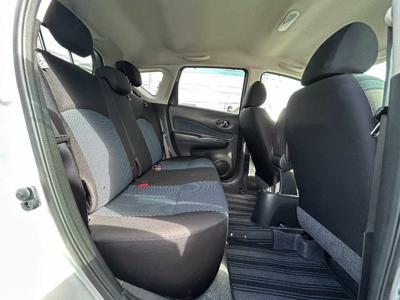 日産 ノート　ＨＢ