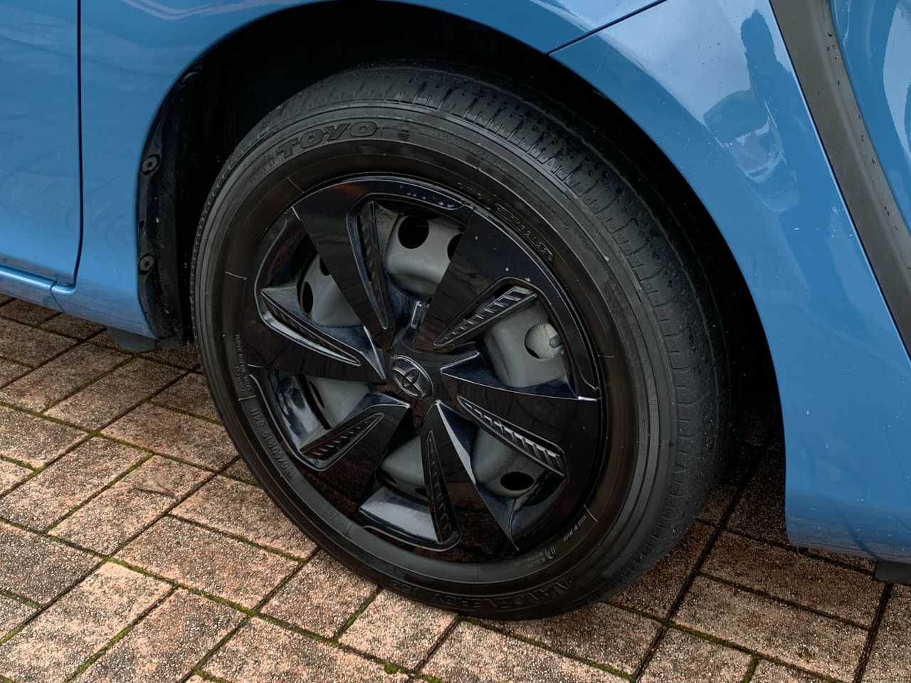 トヨタ シエンタ　ハイブリッド