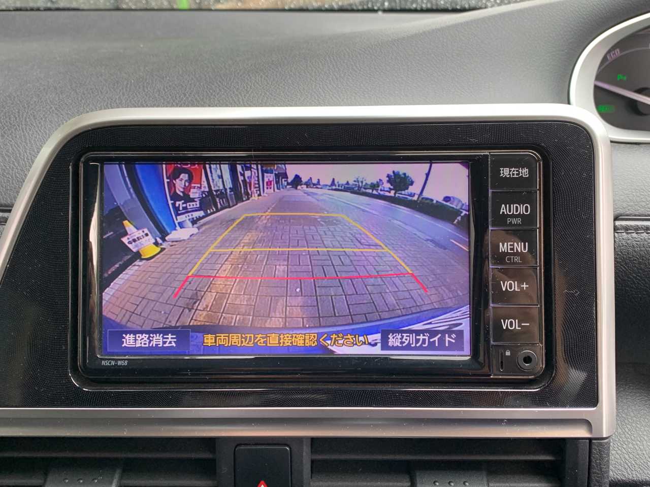 トヨタ シエンタ　ハイブリッド