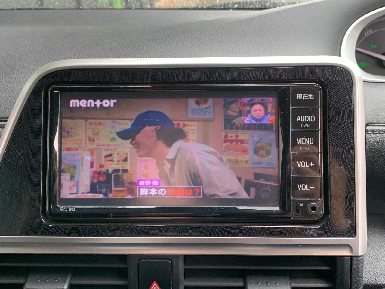 トヨタ シエンタ　ハイブリッド