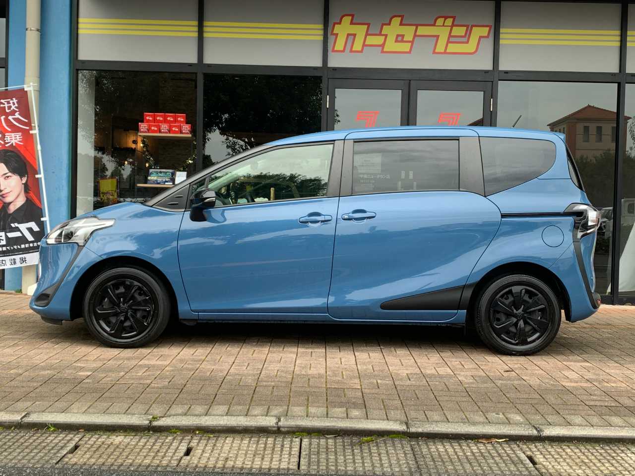 トヨタ シエンタ　ハイブリッド